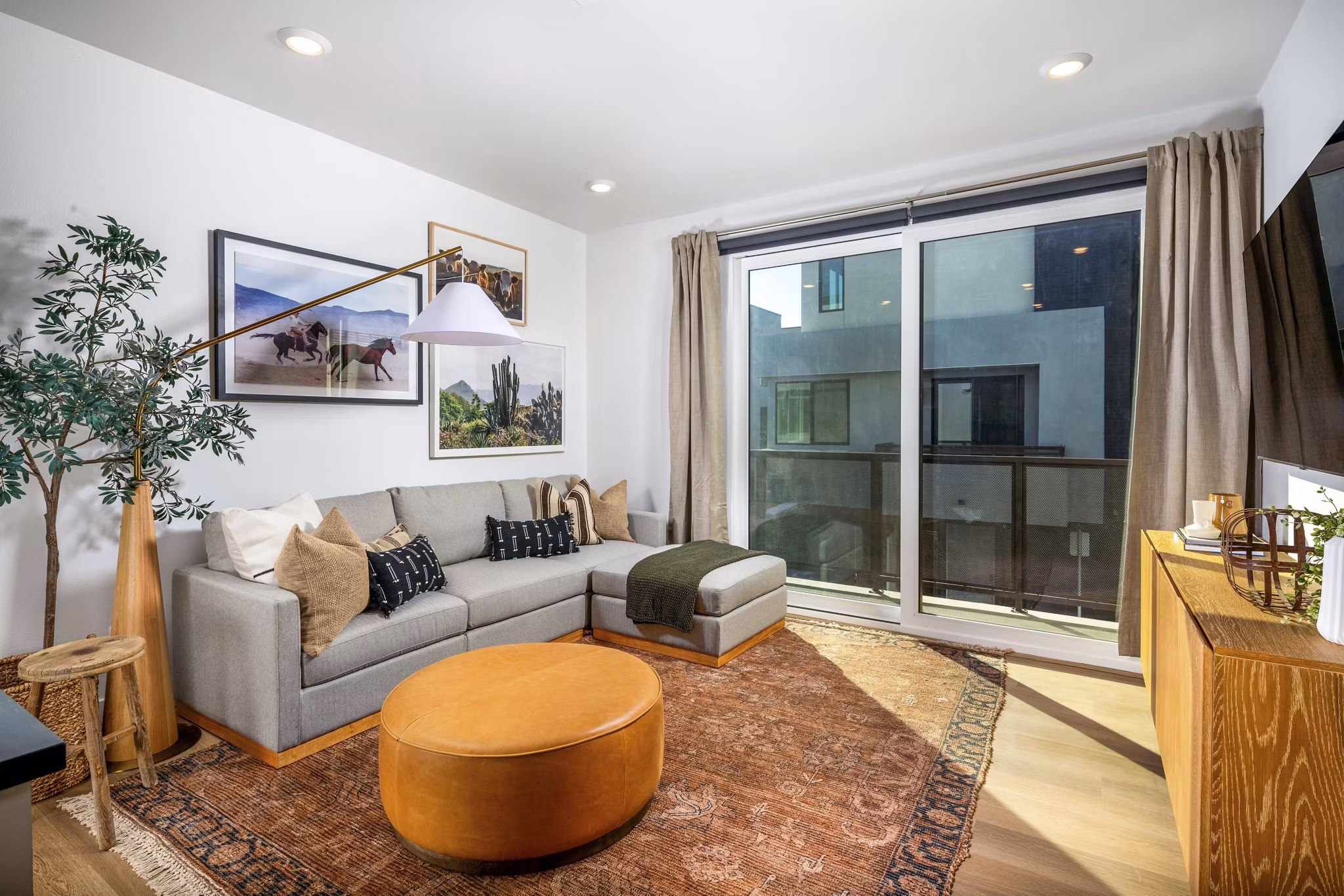 living room at Mason Townhomes at Epoca Apartments