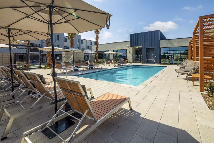 pool at Mason Townhomes at Epoca Apartments