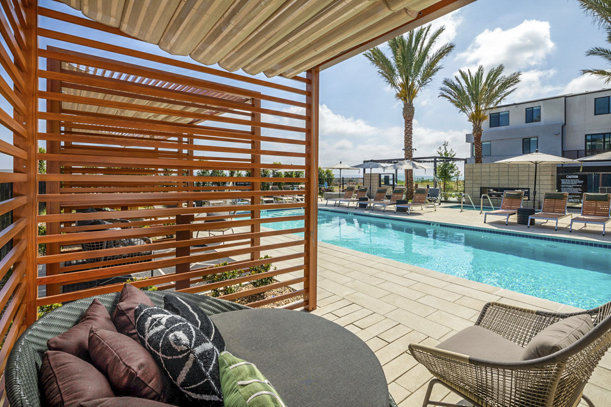 Mason Townhomes At Epoca San Diego Ca 9 of 12