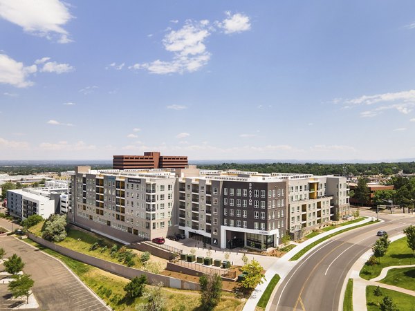 Braxton Apartments: Luxury apartment with modern architecture in an urban setting