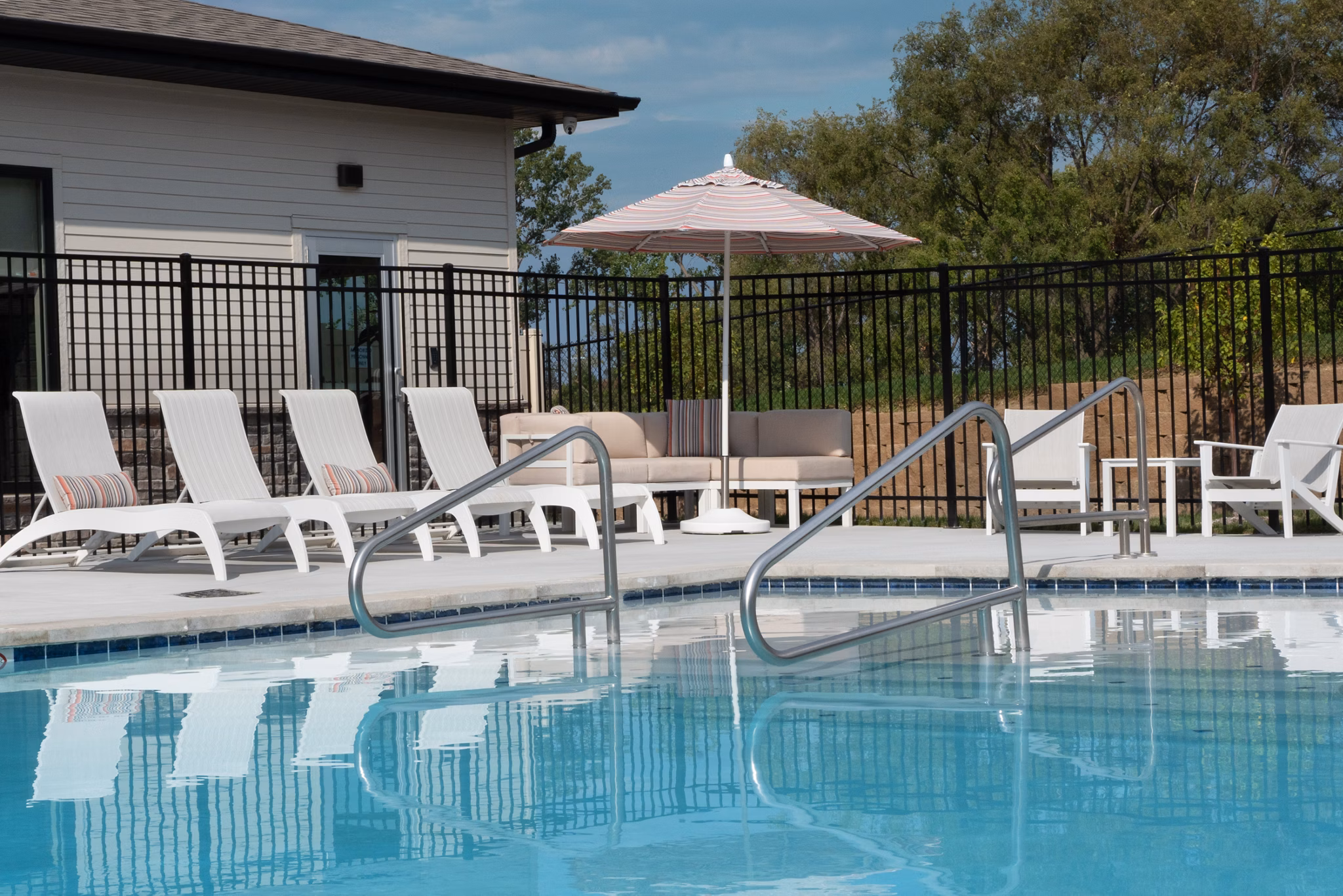 pool at Capriana Apartments 