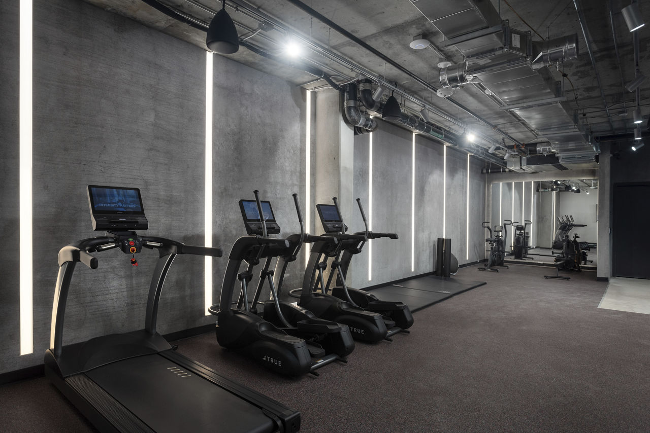 Gym at The Charlie Weho (1 of 2)