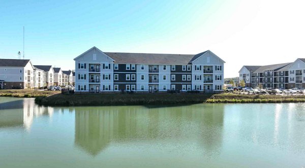 building at Riverchase Vista Apartments