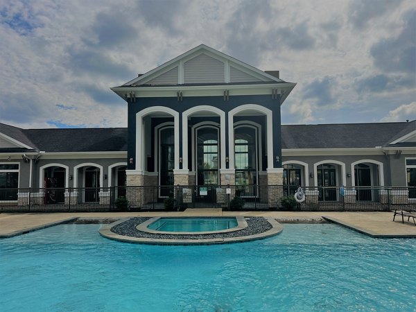 pool at Palms at Cinco Ranch Apartments