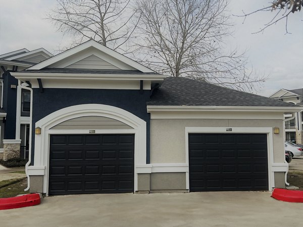 garage at Palms at Cinco Ranch Apartments