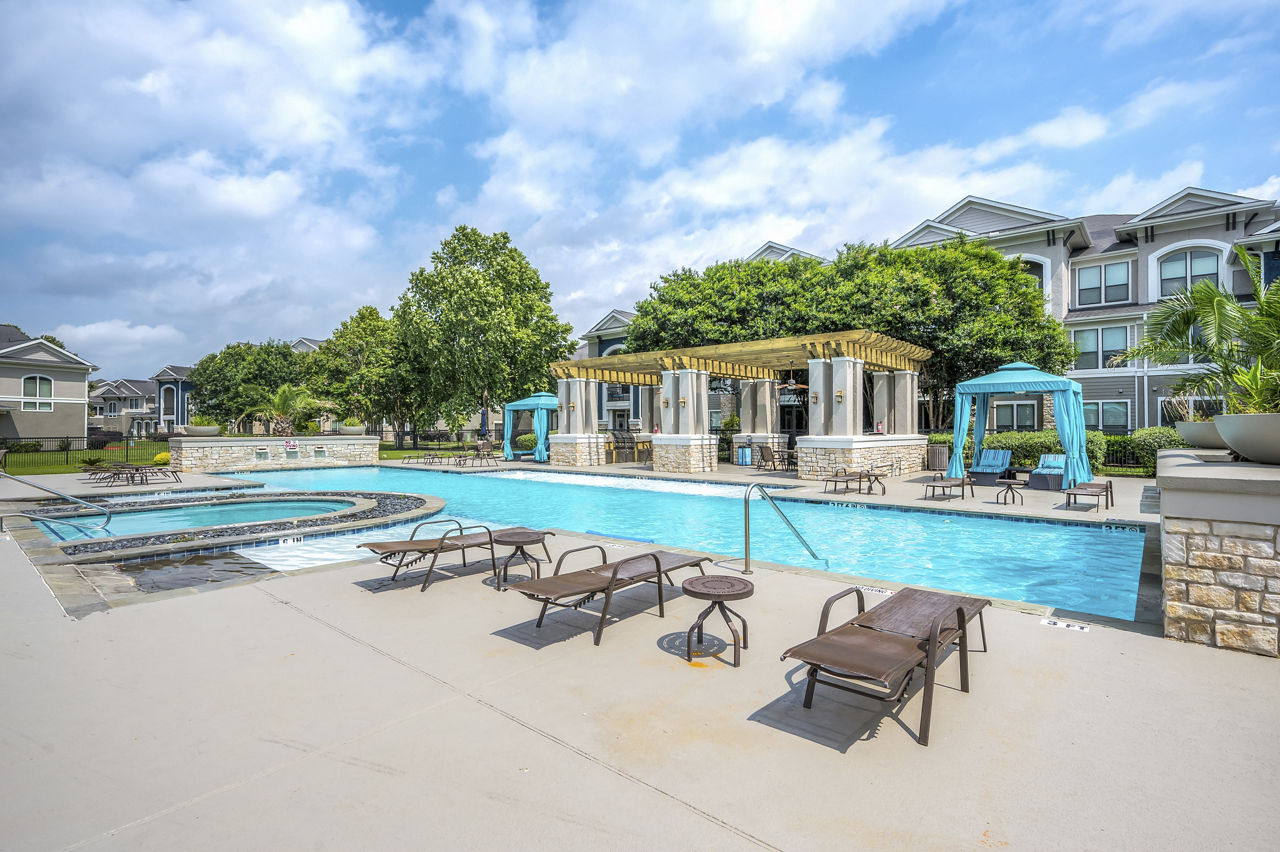 Pool at Palms At Cinco Ranch (6 of 8)