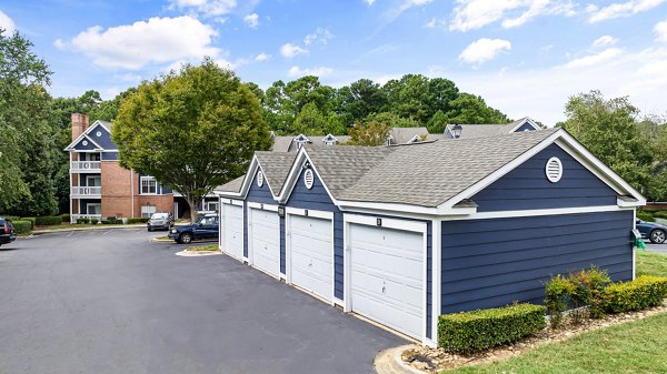 Mariners Crossing: Lush landscaping surrounds luxury apartments in scenic suburban setting