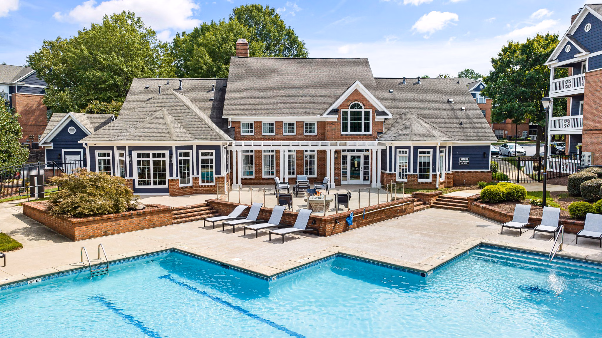 Rooftop pool with scenic views at Mariners Crossing luxury apartments