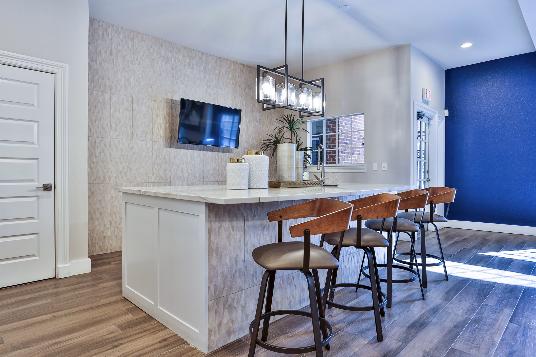 Clubhouse lobby featuring stylish seating and modern decor at The Quarry Alamo Heights Apartments, offering luxury living and social spaces
