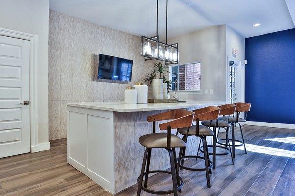 clubhouse/lobby at The Quarry Alamo Heights Apartments