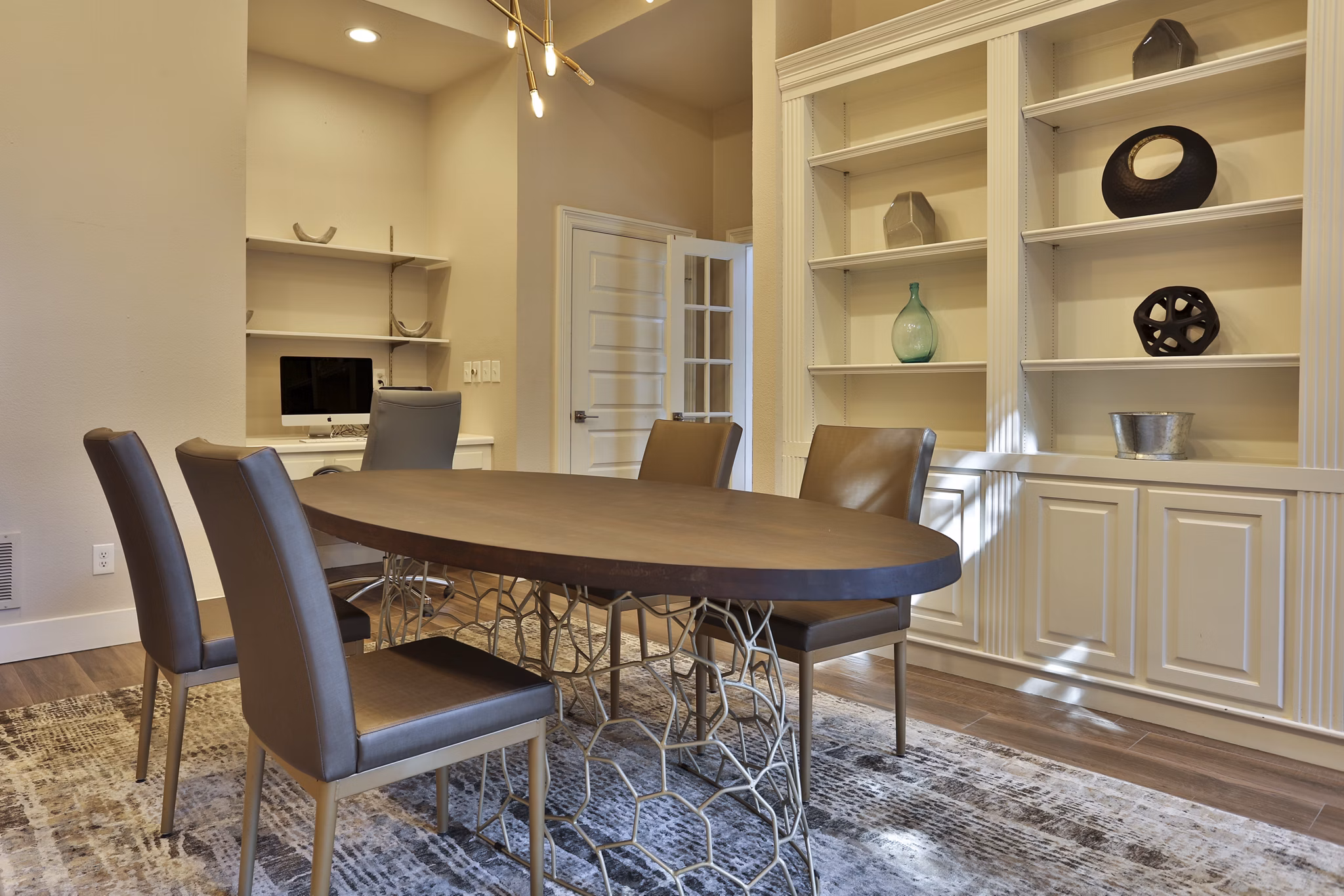 dining room at The Quarry Alamo Heights Apartments
