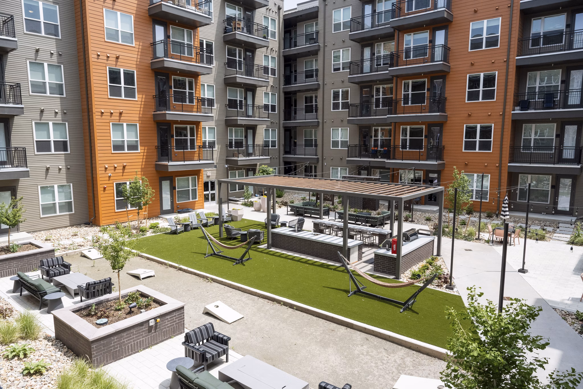 grill area/patio at Alexan Montview Plaza Apartments