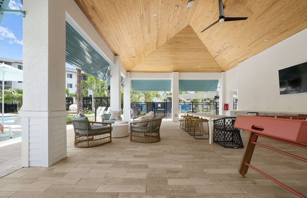 Marlowe Gateway Apartments: Elegant clubhouse with modern design and cozy seating areas