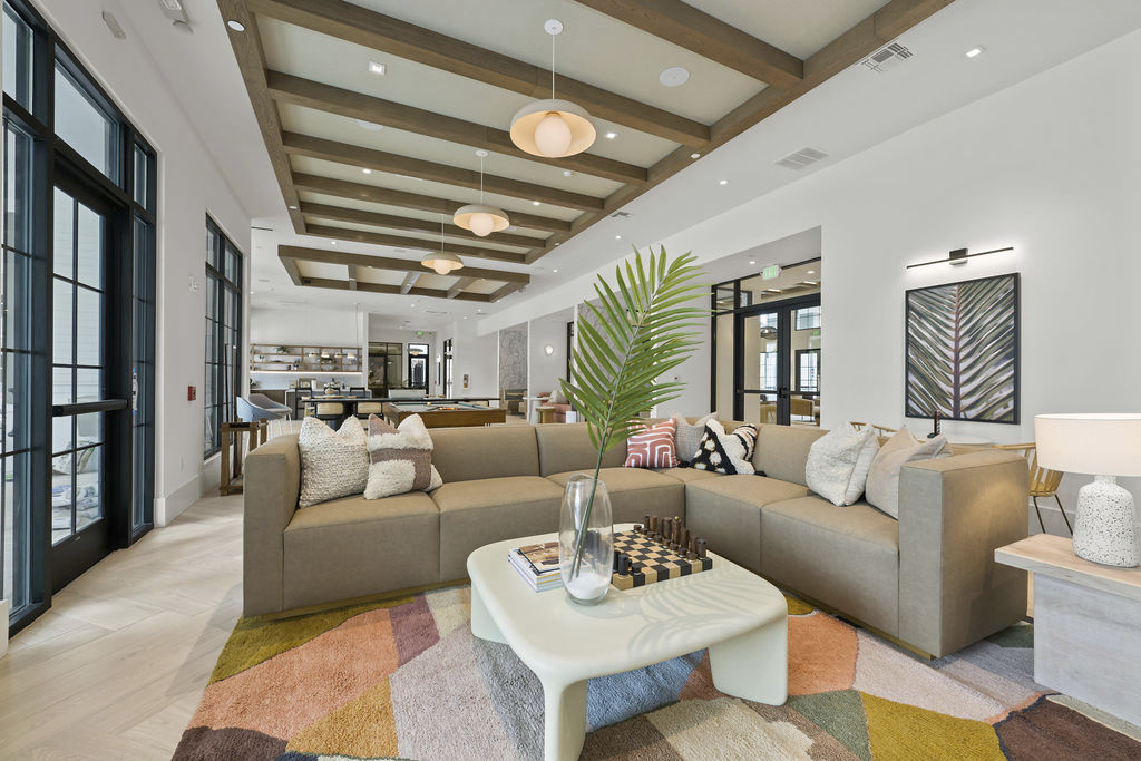 Marlowe Gateway St Petersburg Fl 7 of 12