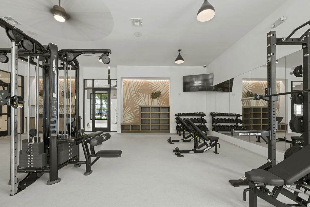 Gym at Marlowe Gateway St Petersburg (4 of 8)