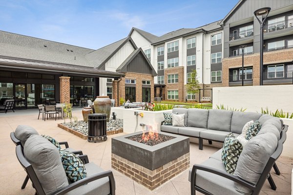 patio at Everleigh Deerfield Apartments 