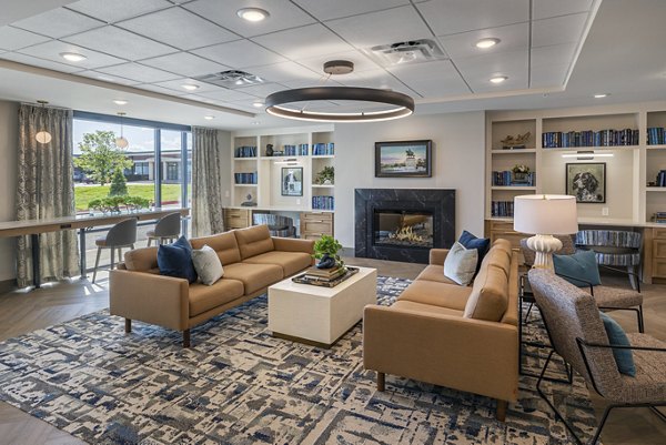 clubhouse at Viva Bene St. Peters Apartment 