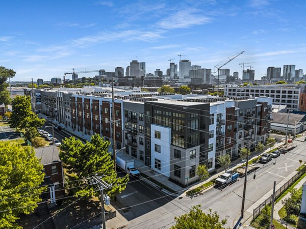 Apex Marathon Village Apartments: Elegant view of luxury apartments in vibrant Greystar community