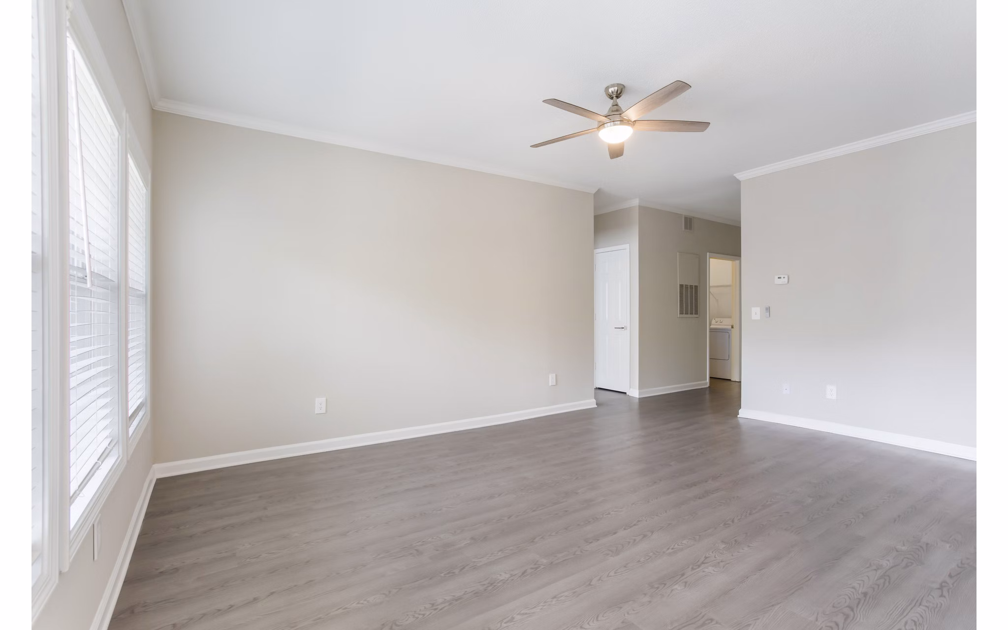 Stylish living room with contemporary furnishings in Ashton Brook Apartments