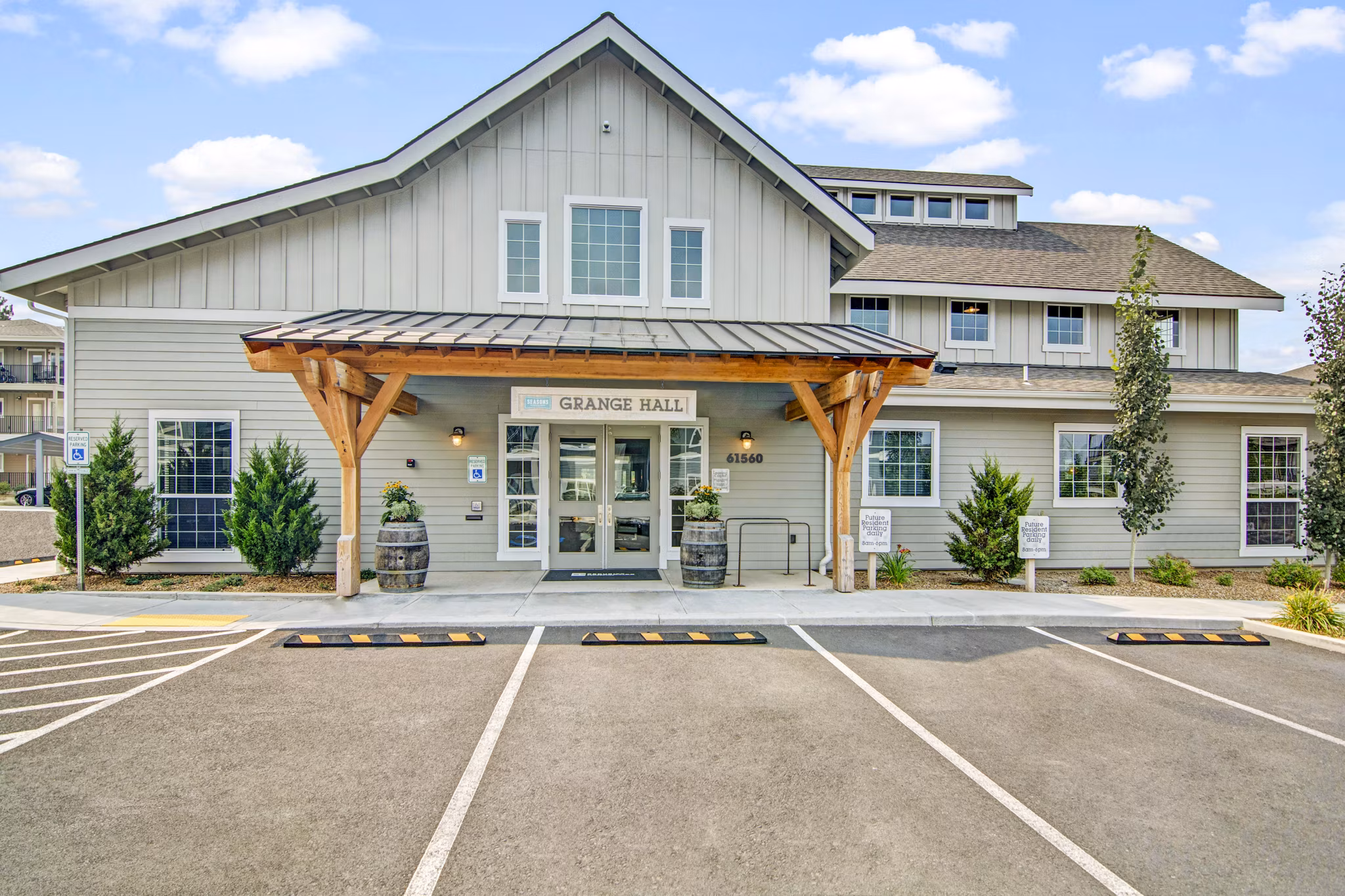 Clubhouse at Seasons at Farmington Reserve Apartments: Modern design with cozy seating and entertainment area