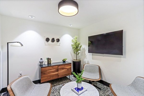 Jefferson La Mesa: Clubhouse meeting facility with modern amenities for community gatherings