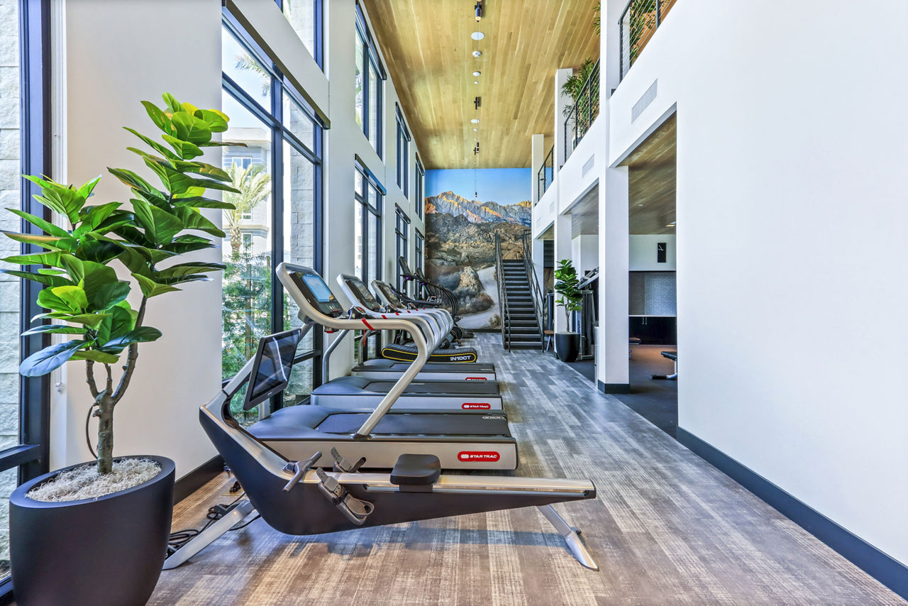 Gym at Array La Mesa (3 of 4)