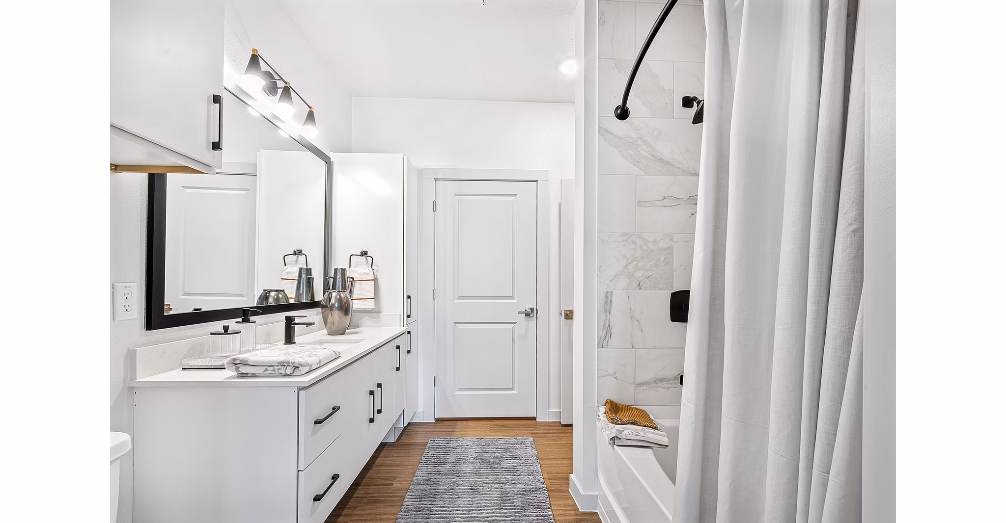 bathroom at Tacara Weiss Ranch Apartments