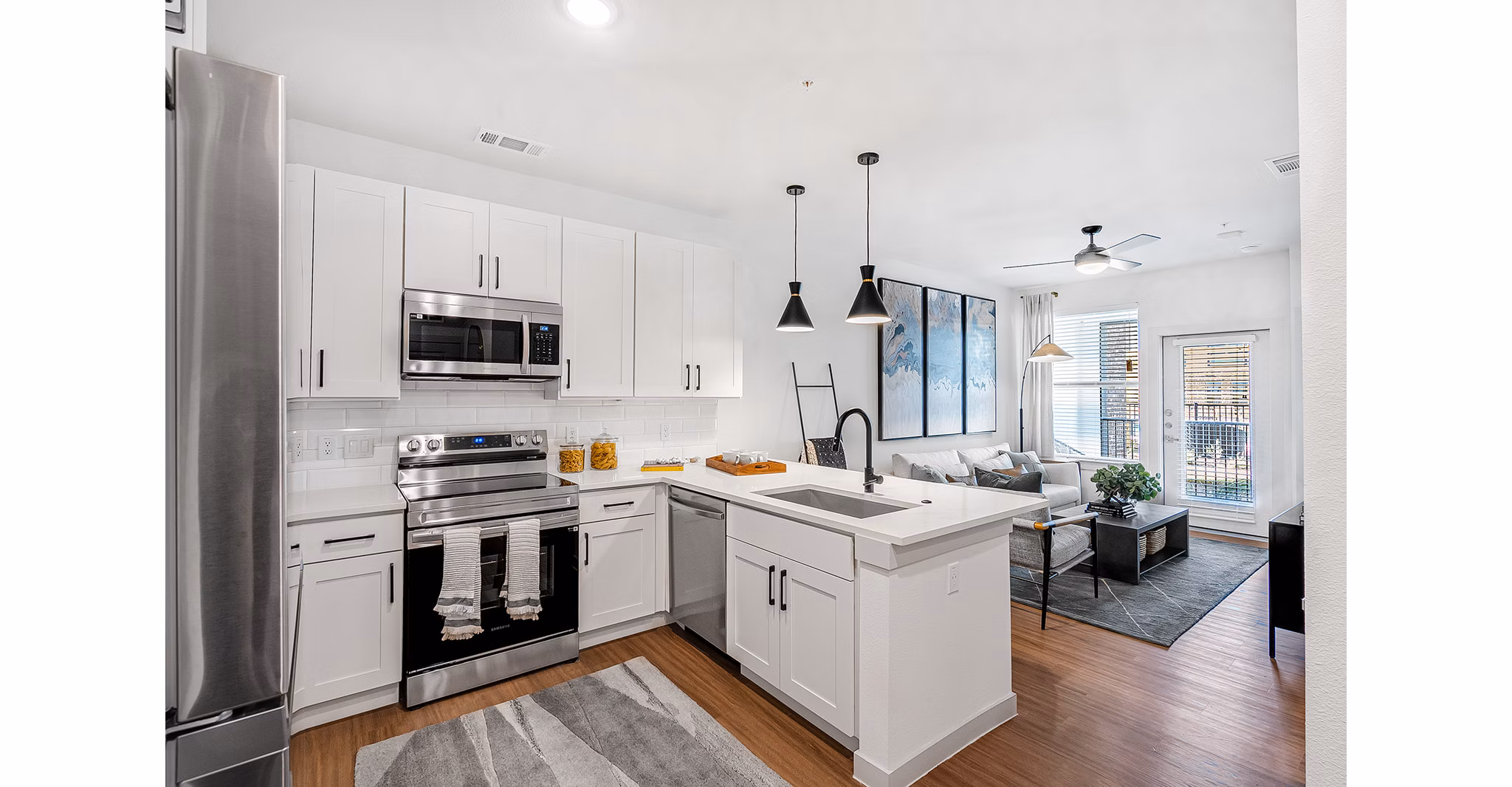 kitchen at Tacara Weiss Ranch Apartments