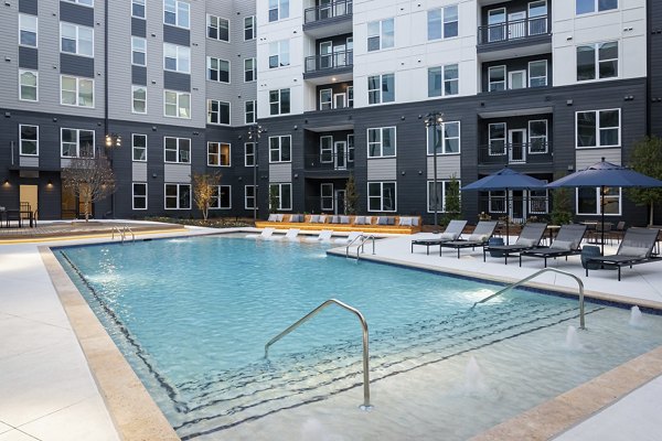 pool at Bellamy Executive Park Apartments