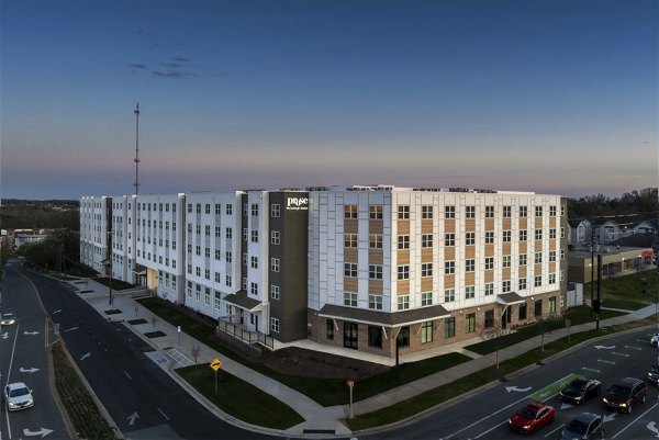 building at Prose McCullough Station Apartments