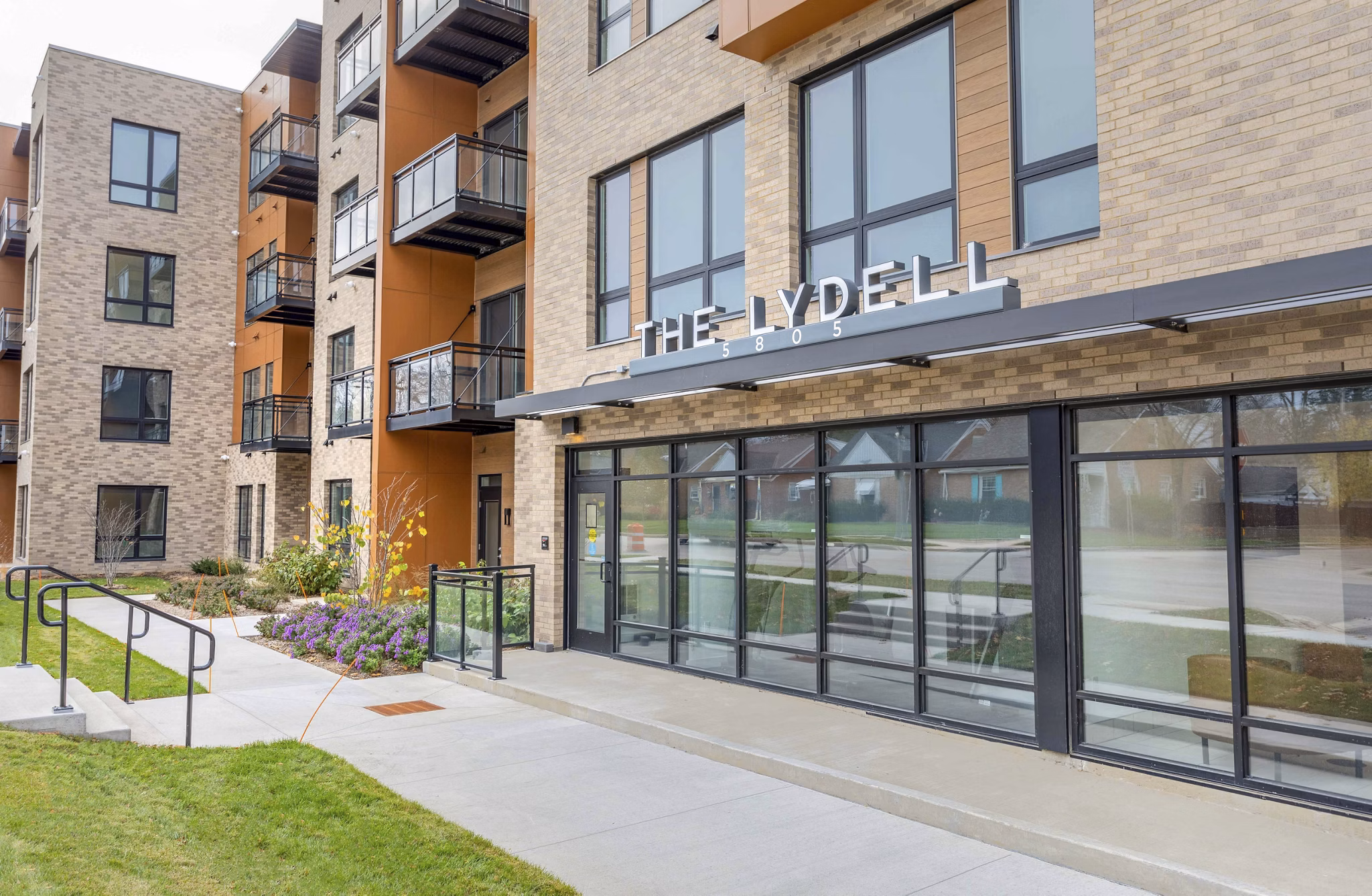 The Lydell Apartments: Contemporary design luxury apartments in urban setting