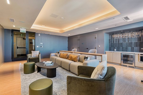 Elegant clubhouse with contemporary dÃ©cor at One Seven Belleview Station Apartments