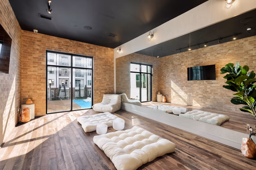 clubhouse at Vera Cedar Park Apartments
