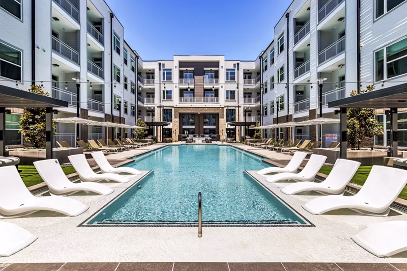 pool at Vera Cedar Park Apartments