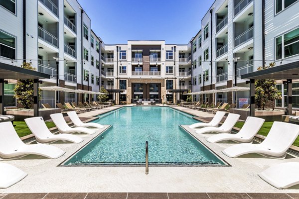 pool at Vera Cedar Park Apartments