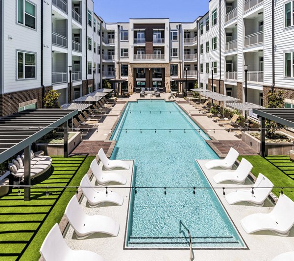 pool at Vera Cedar Park Apartments