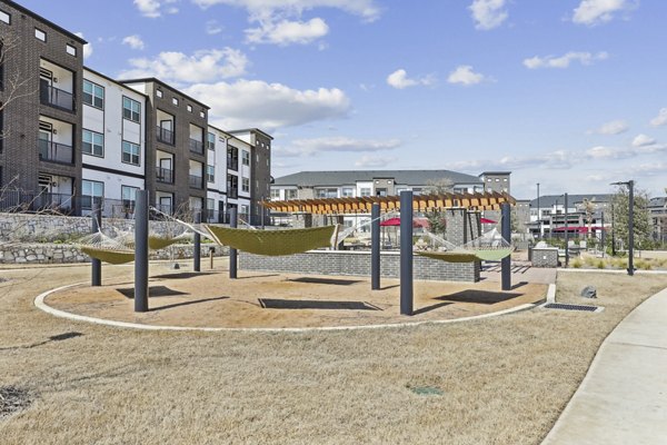 patio at Avelyn San Marcos Apartments