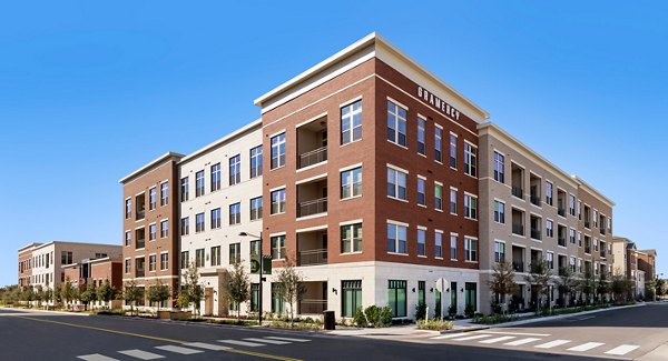 building at Gramercy at Northline Apartments