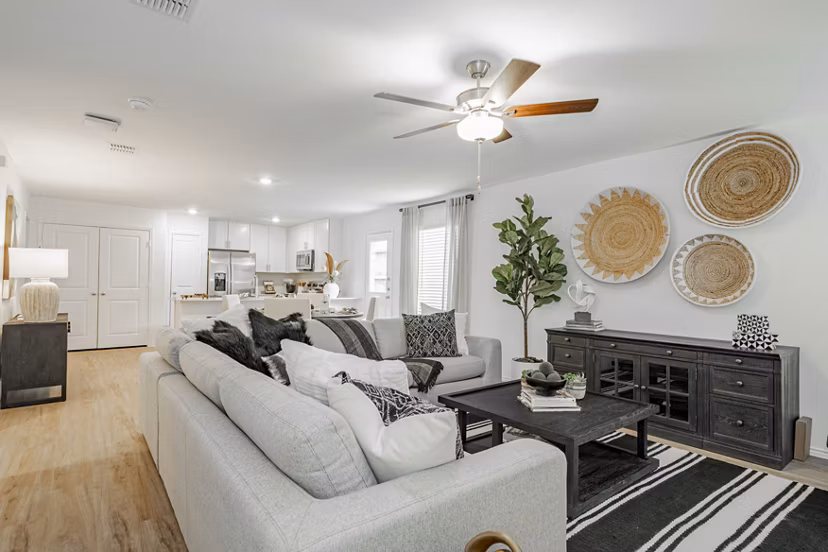 Spacious living room with modern decor at Summerwell Wildcat Ranch luxury apartments