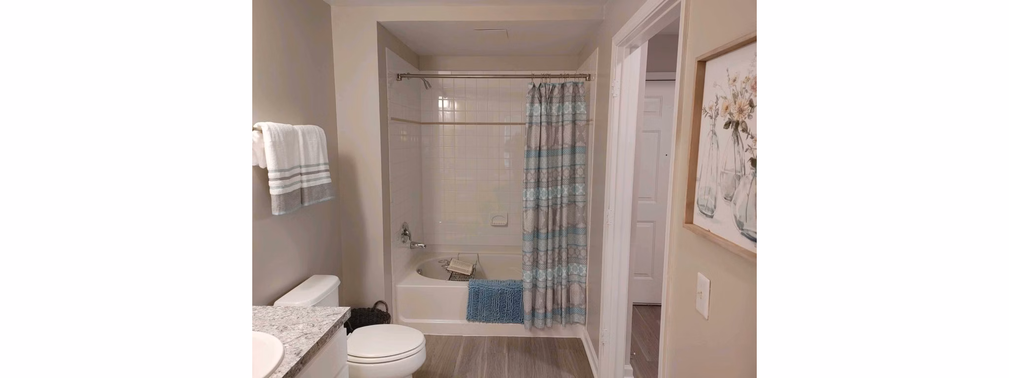 Elegant bathroom design with modern fixtures at Nav850 Apartments