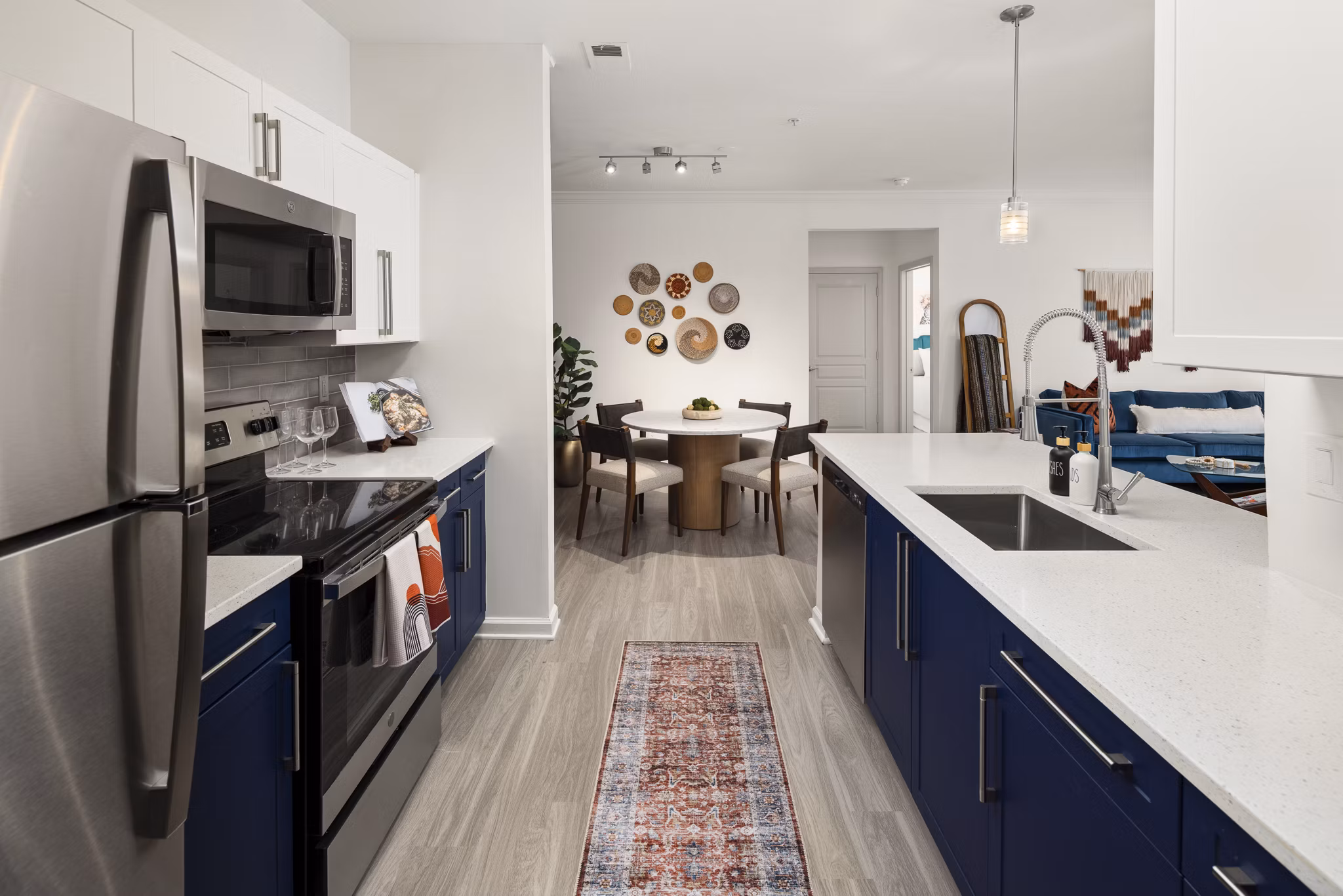 kitchen at Aventura Decatur Apartments