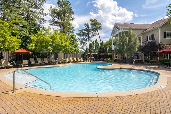 pool at Aventura Decatur Apartments