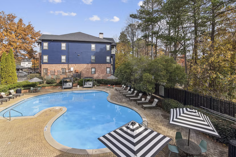 pool at Aventura Decatur Apartments