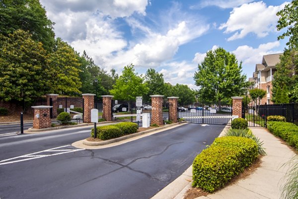 Aventura Decatur: Elegant view from luxury apartments in vibrant neighborhood