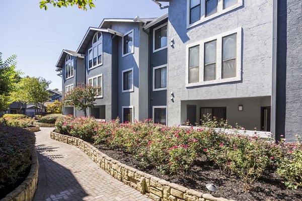 Aventura Dunwoody: Stylish of luxury apartments in central location