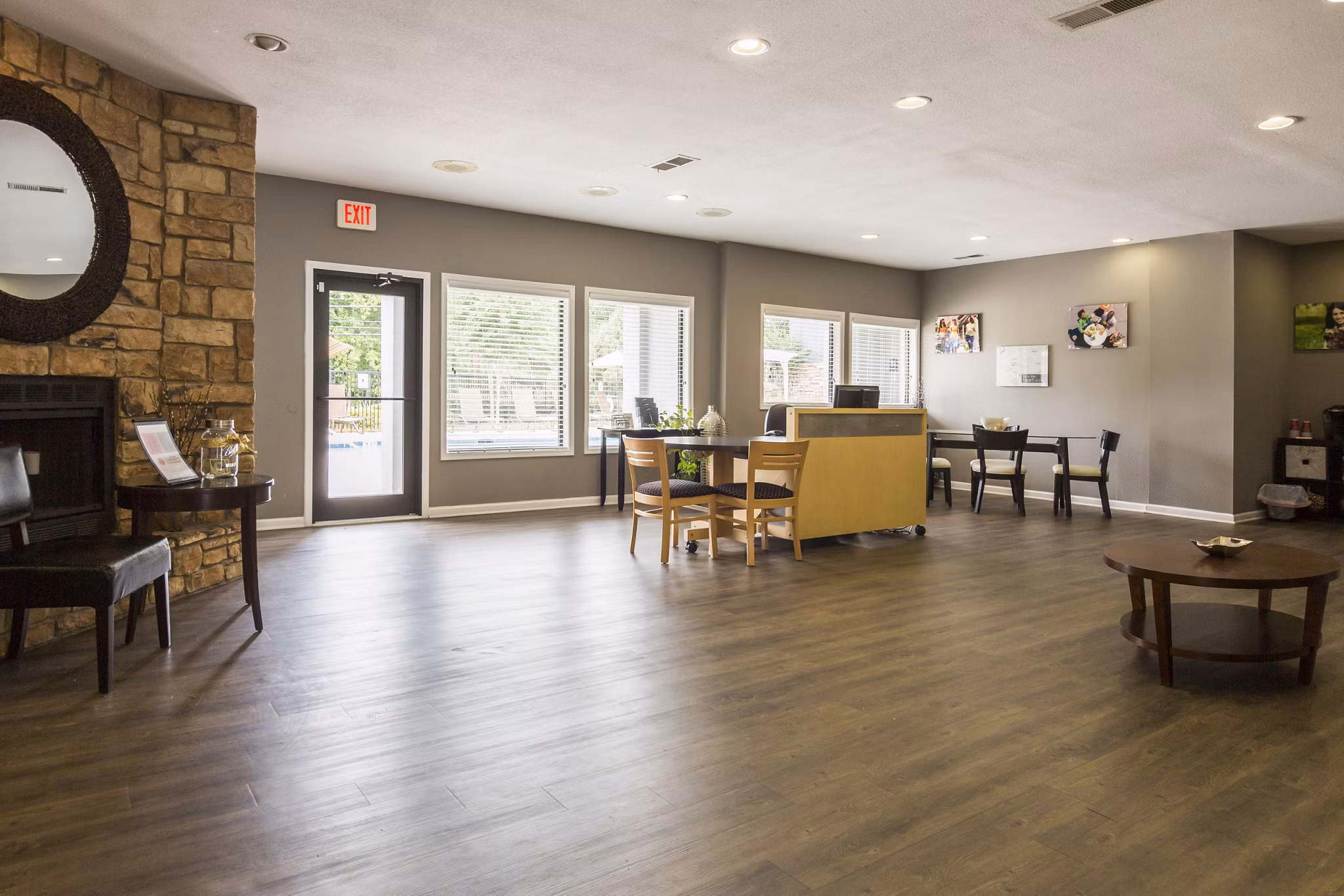 Modern clubhouse at Aventura Dunwoody Apartments featuring elegant lounge areas and high-end decor