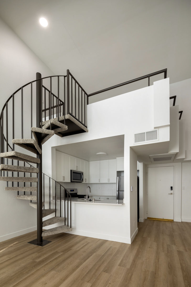 Warner Pointe 16 of 25