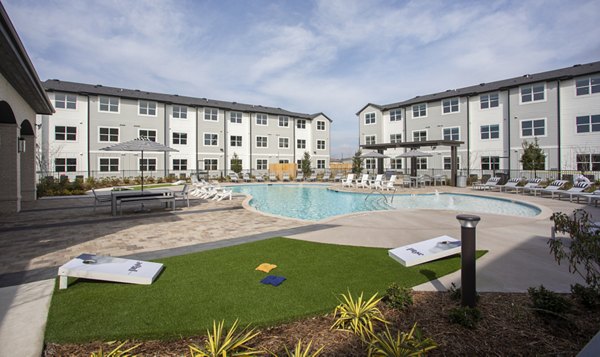 pool at Prose Solaire Apartments