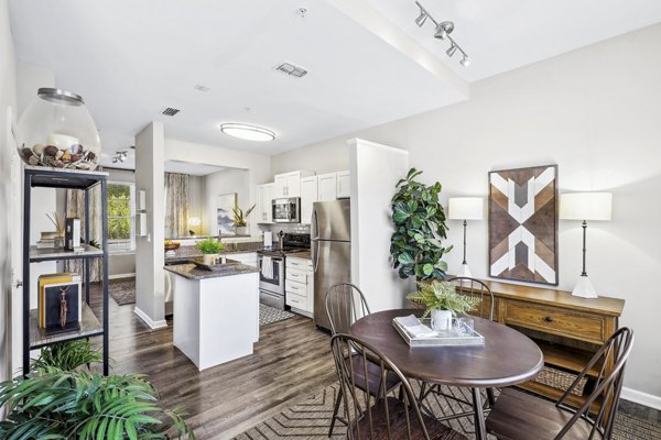 dining room at Trail Creek Apartments