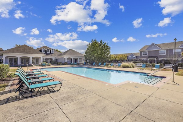 pool at Trail Creek Apartments